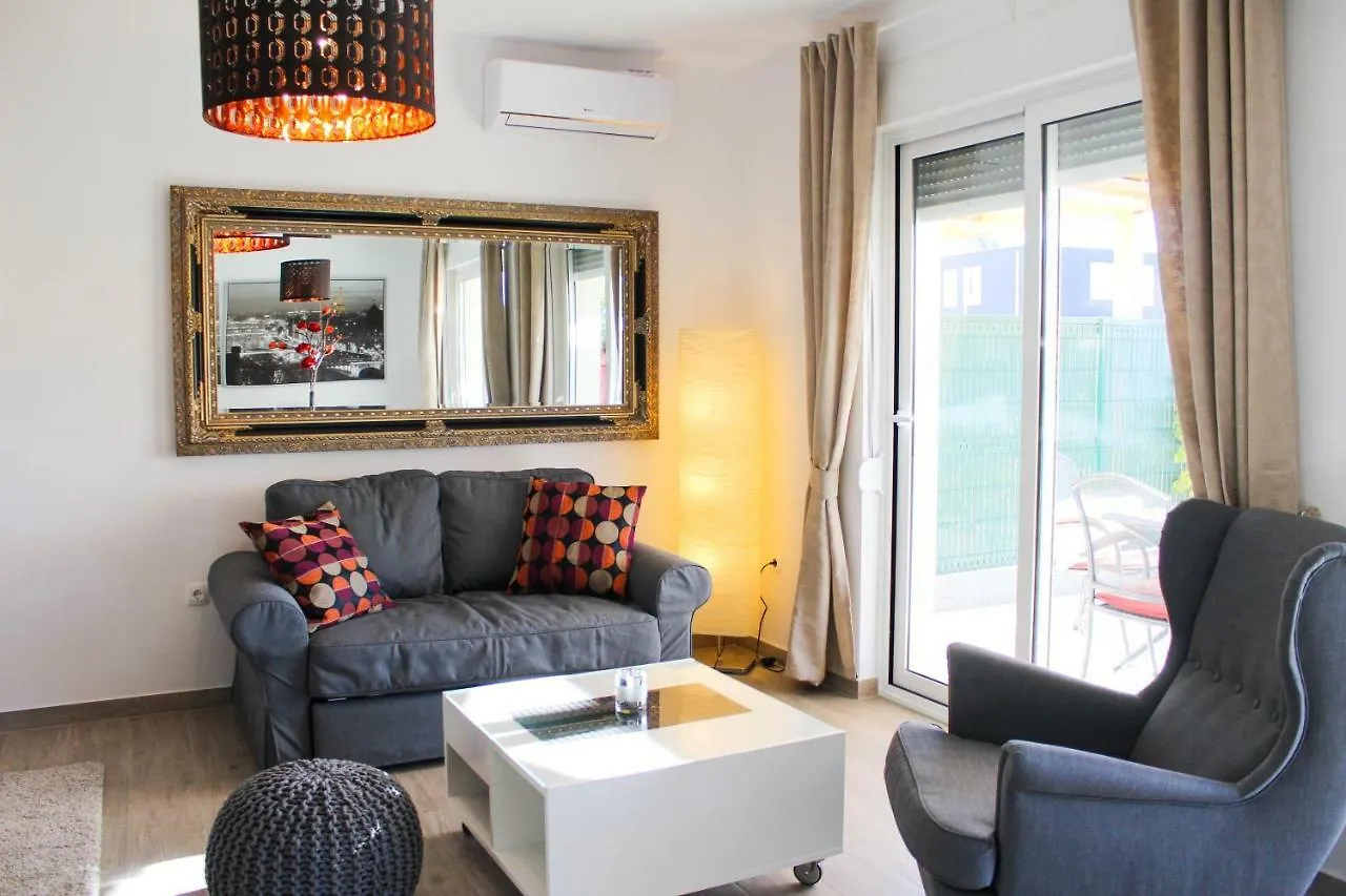 Luxury Apartment With Private Pool Trogir