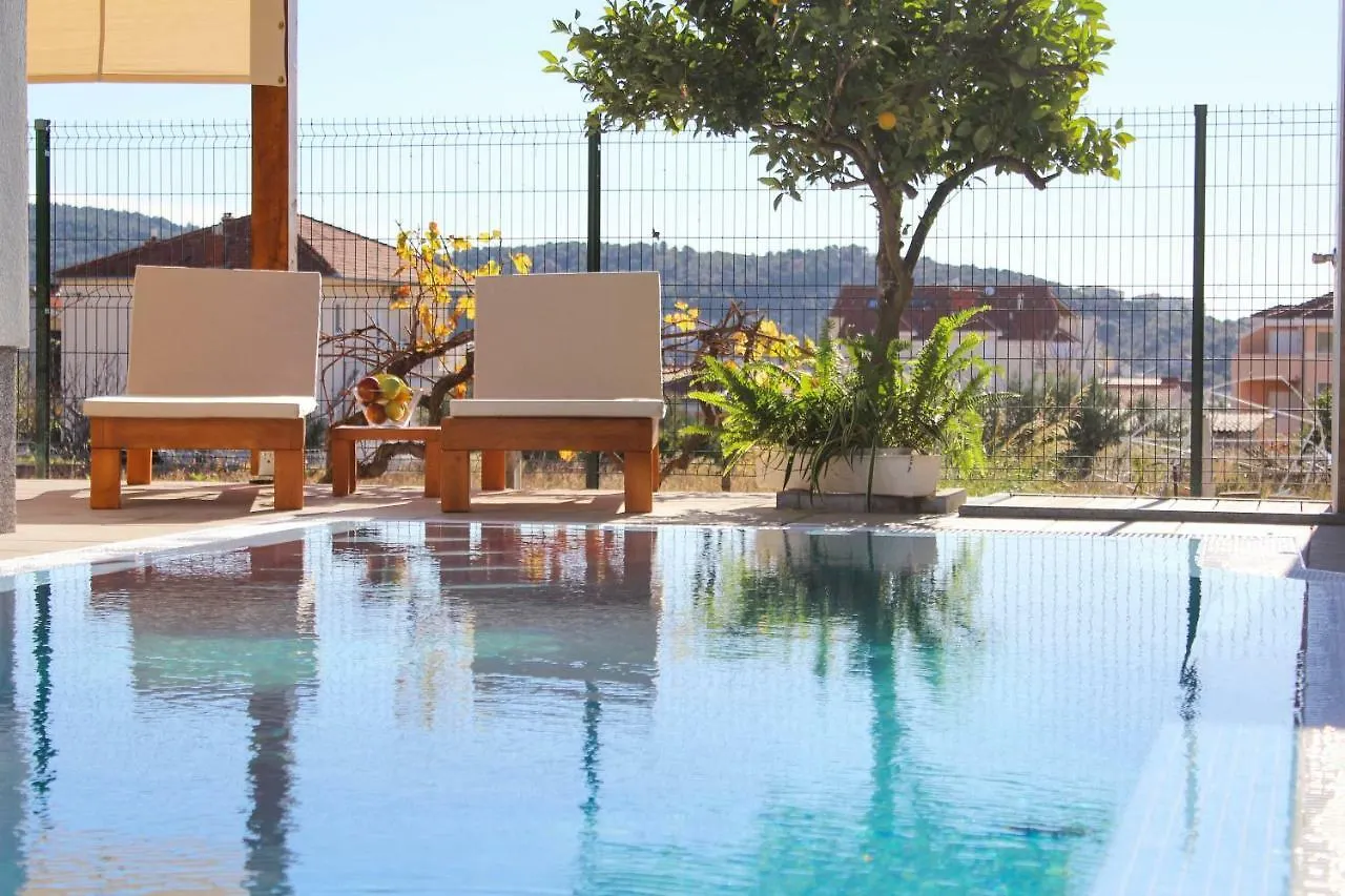Luxury Apartment With Private Pool Trogir